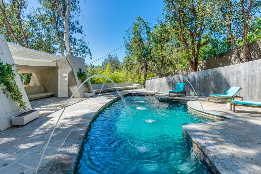 4946 Vanalden Avenue, Tarzana, CA 91356 Sotheby's International