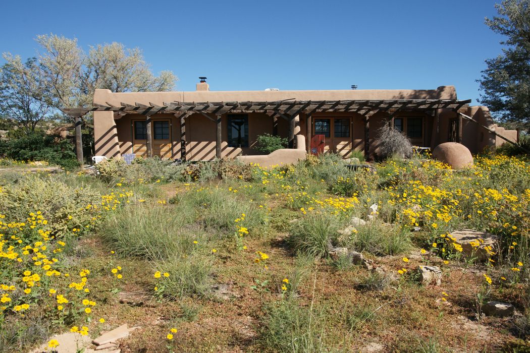 74 Camino San Cristobal, Galisteo, NM 87540 Sotheby's International