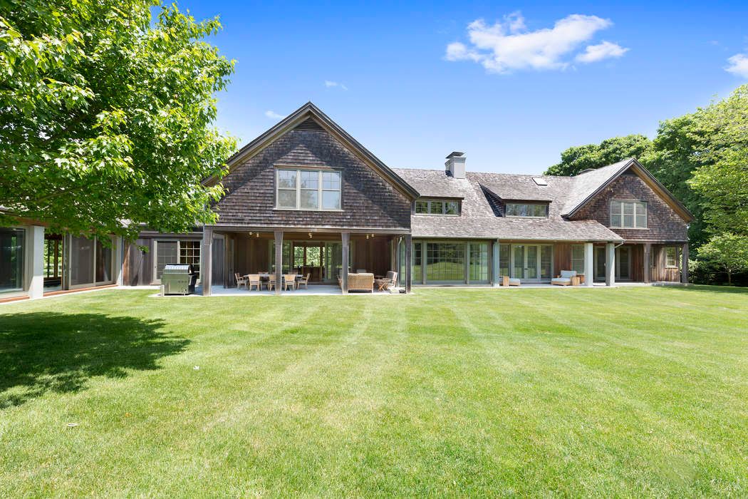 37 Wainscott Main Street, Wainscott, NY 11975 Sotheby's International