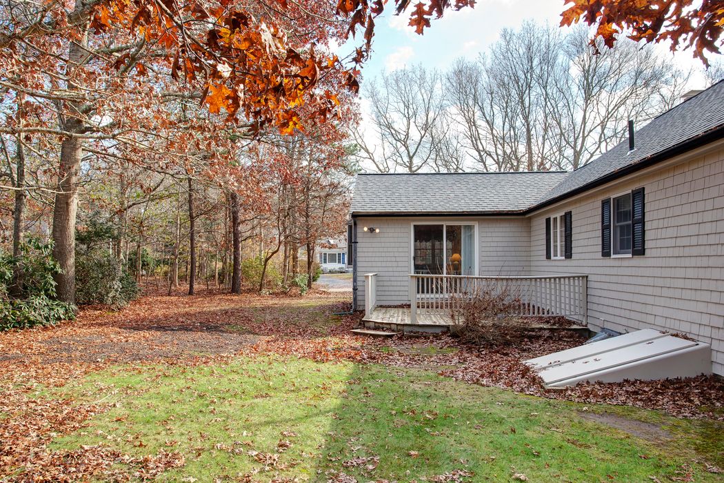 160 Camelback Road, Marstons Mills Marstons Mills, MA 02648 Sotheby's