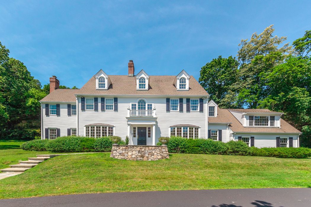 17 Ivanhoe Lane, Greenwich, CT 06830 Sotheby's International Realty, Inc.