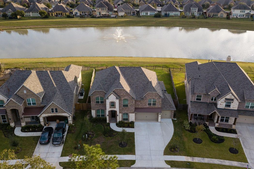 2774 Lake Shadow Drive, Conroe, TX 77385 Martha Turner Sotheby's