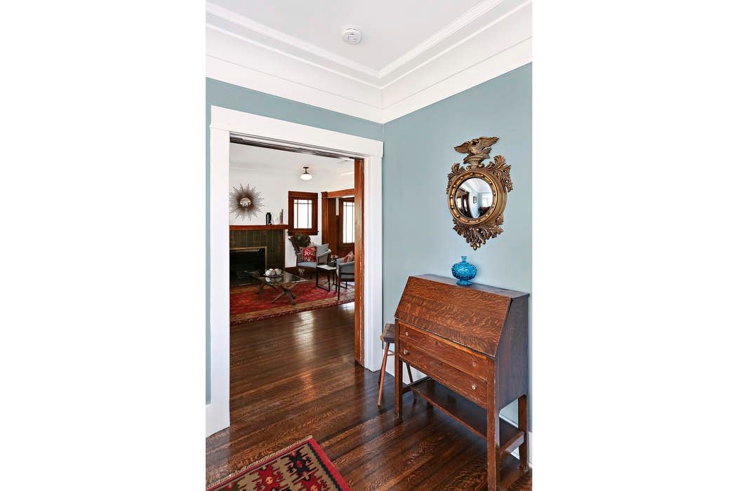 1820 West 41st Place, Los Angeles, CA 90062 Sotheby's International