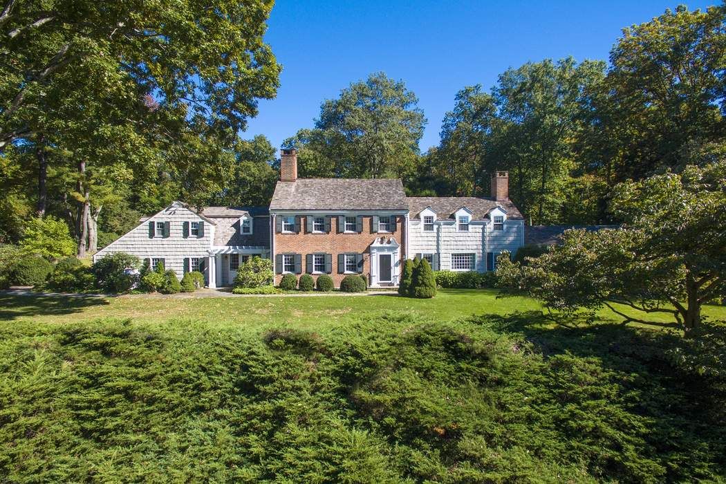 295 Round Hill Road Greenwich Ct 06831 Sotheby S International Round Hill Road