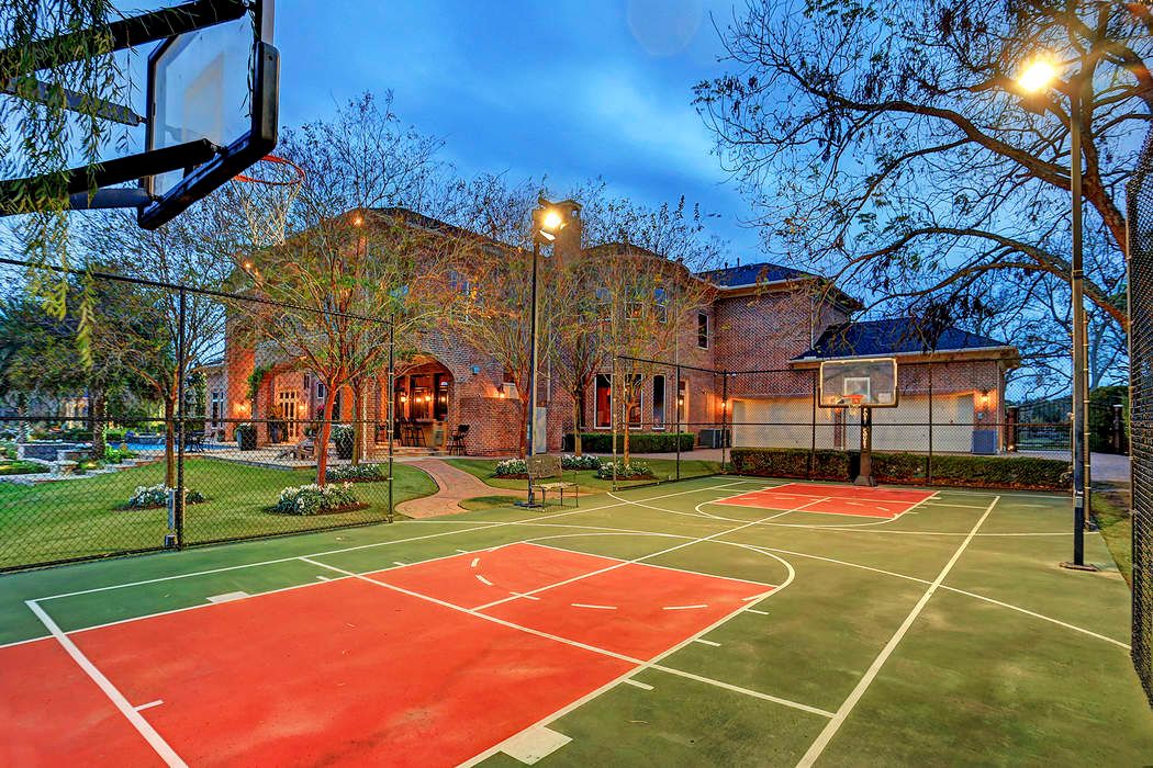 7 Paradise Point, Sugar Land, TX 77478 Martha Turner Sotheby's