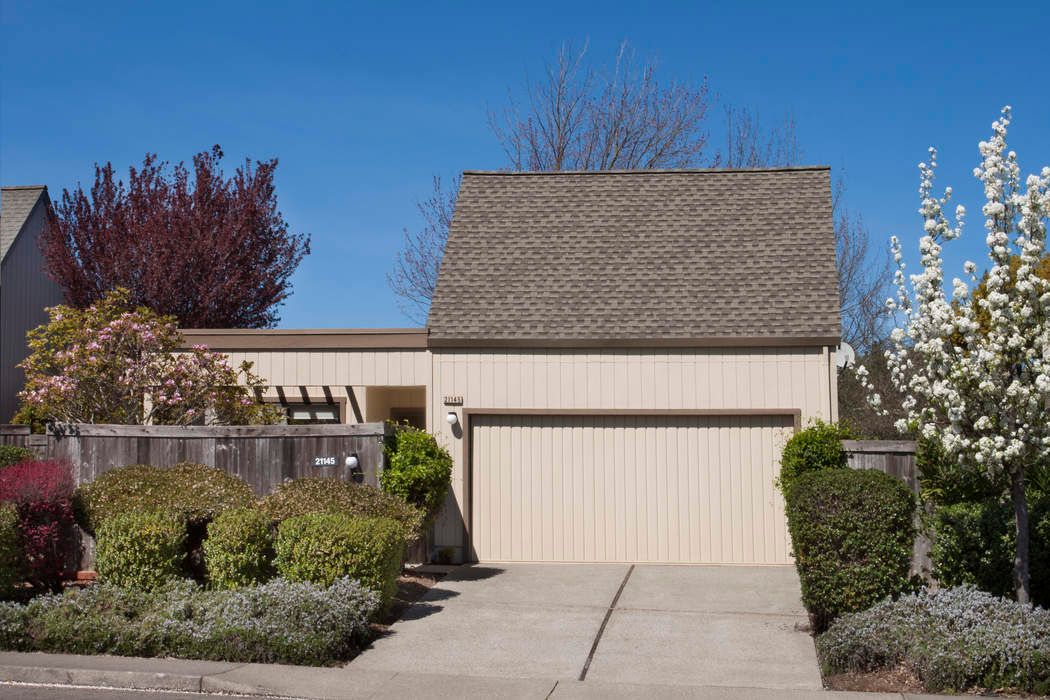 Creekside Village Home Sonoma, CA 95476 Sotheby's International