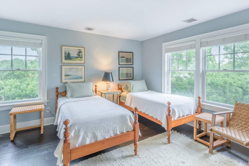 217 Windmill Lane, Southampton, NY 11968 Sotheby's International