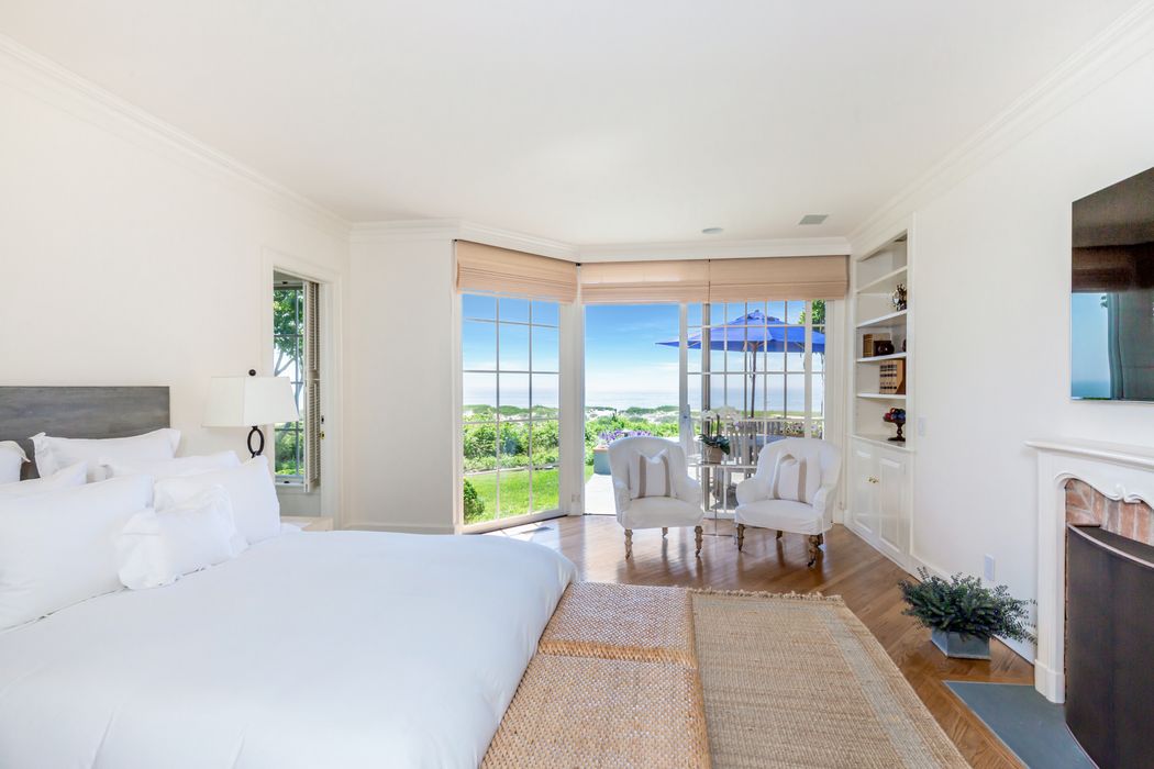 32 Windmill Lane, East Hampton, NY 11937 Sotheby's International