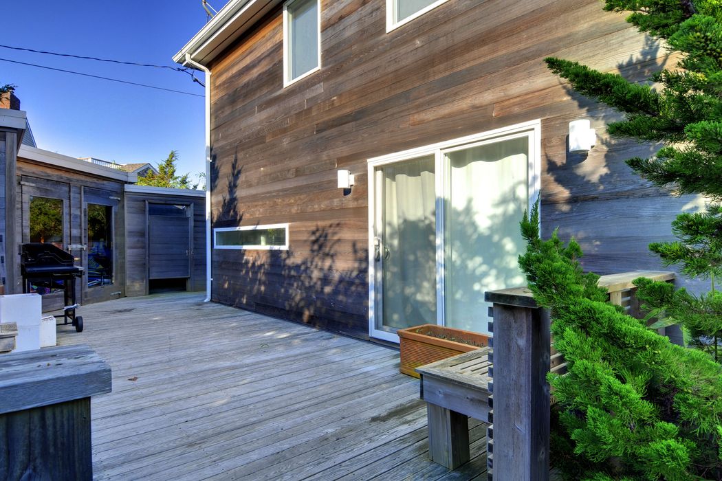 Amagansett Dunes Cool and Modern Amagansett, NY 11930 Sotheby's