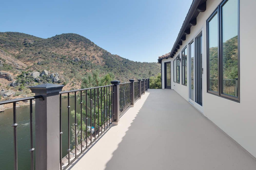 2102 Trentham Road, Lake Sherwood, CA 91361 Sotheby's International