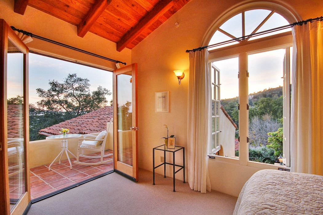 1421 West Mountain Drive, Santa Barbara, CA 93103 Sotheby's International Realty, Inc.