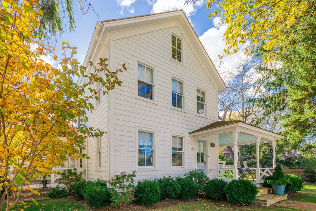 Farmhouse on Main Street Amagansett Amagansett, NY 11930 Sotheby's