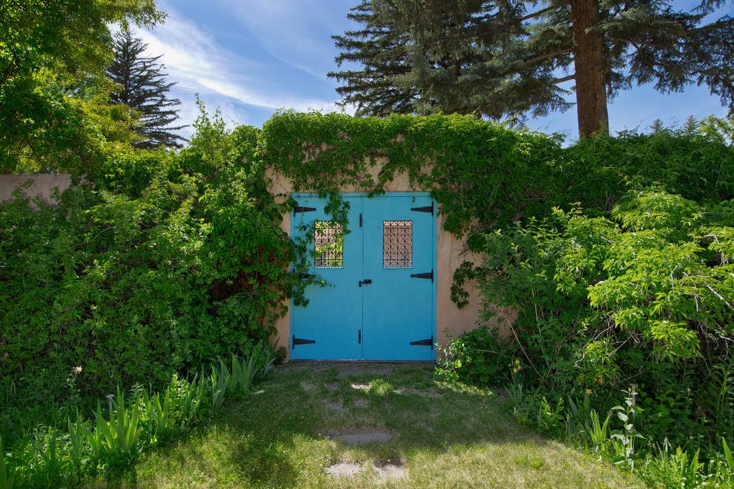 El Rancho De La Mariposa, Taos, NM 87571 Sotheby's International