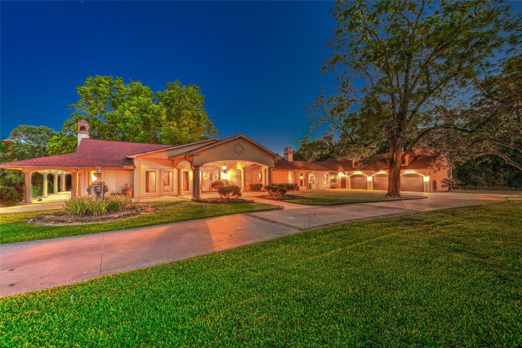 1043 Fm 1011 Road, Liberty, TX 77575 Martha Turner Sotheby's