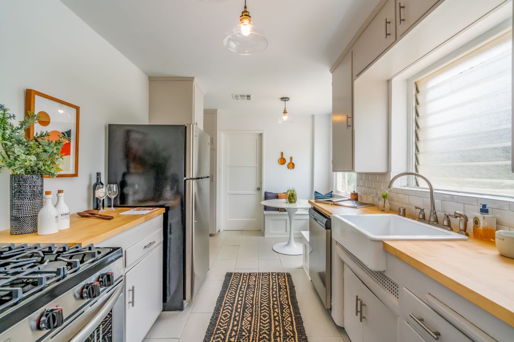 6320 Church Street Los Angeles, CA 90042