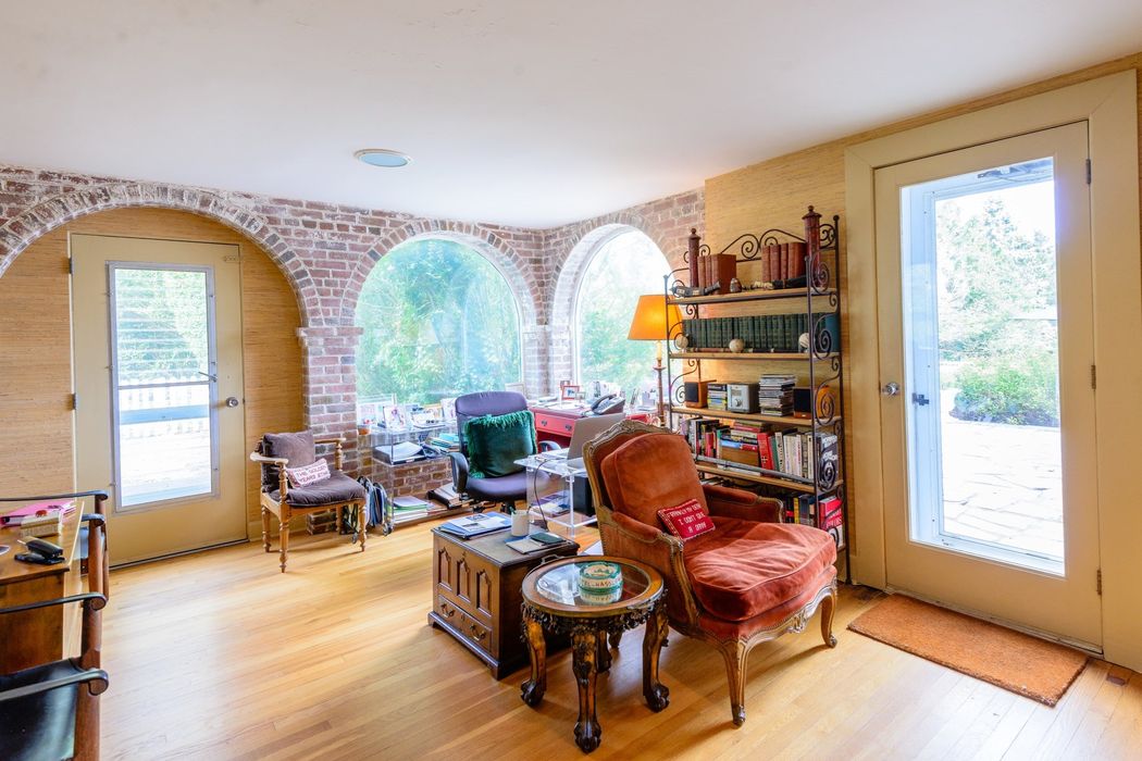 217 Rose Hill Road, Water Mill, NY 11975 Sotheby's International