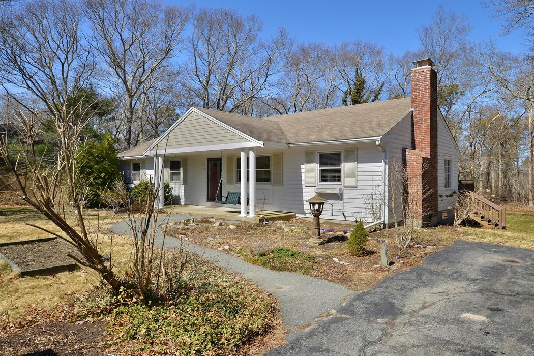 11 Crowell Road, Sandwich, MA 02563 Sotheby's International Realty, Inc.