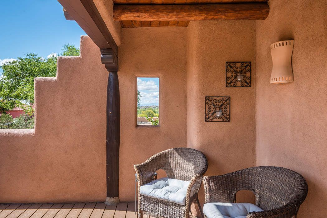 325 Lodge Rd , Santa Fe, NM 87501 Sotheby's International