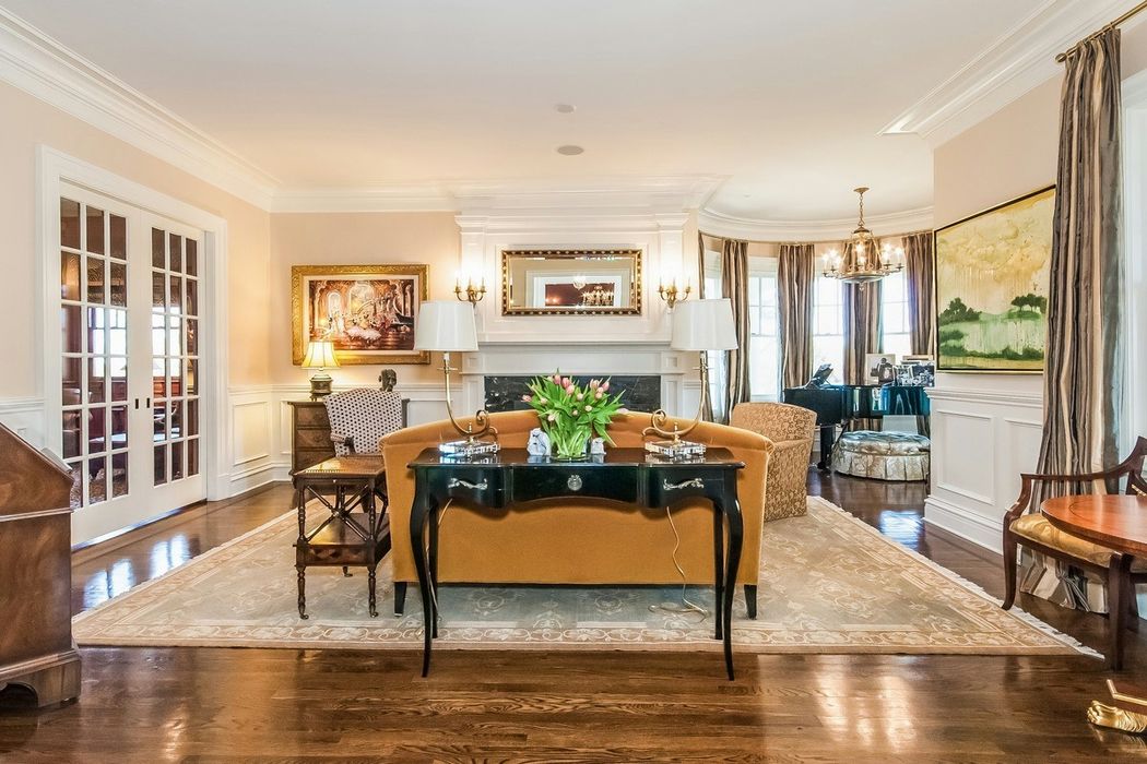 38 Hunting Ridge Lane, Wilton, CT 06897 Sotheby's International