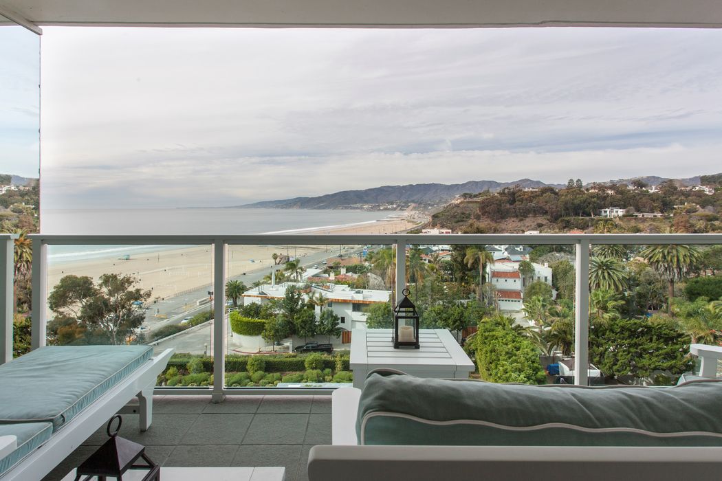 susan foxely property sold santa monica