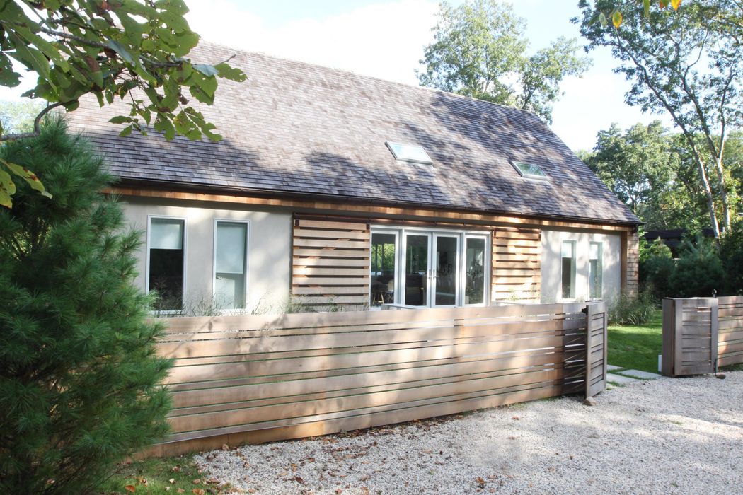 25 Robins Way, East Hampton, NY 11937 Sotheby's International Realty, Inc.