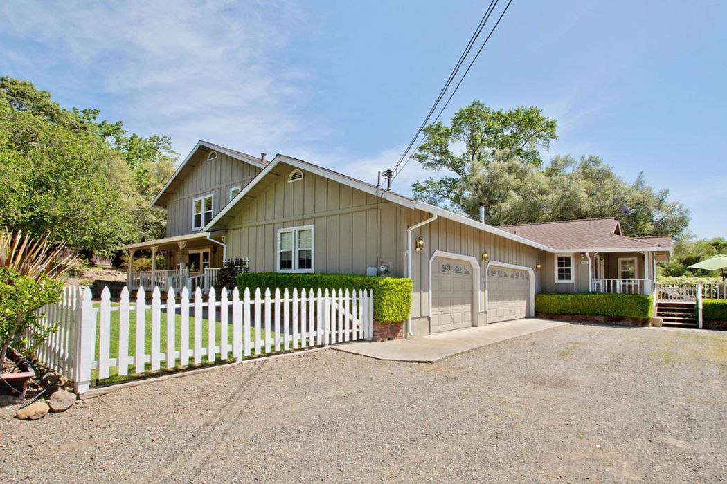 4880 Warm Springs Road 4882 Warm Springs Road, Glen Ellen, CA 95442