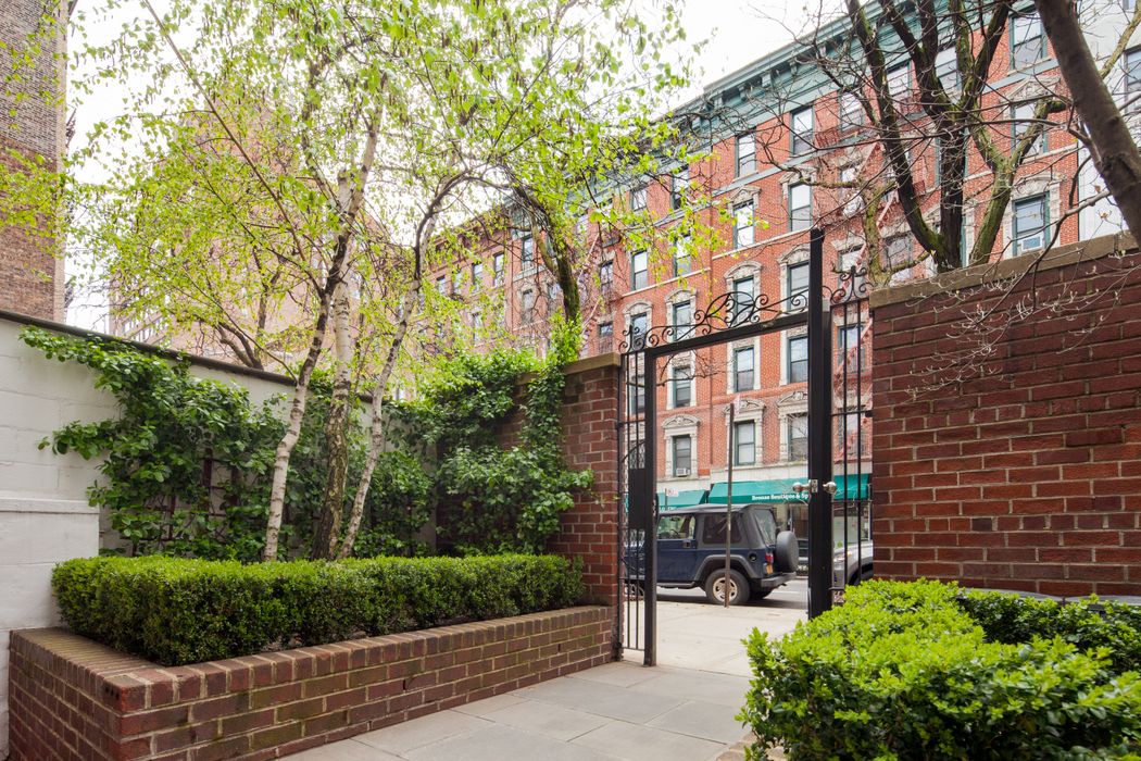 327 East 65th Street, New York, NY 10065 Sotheby's International