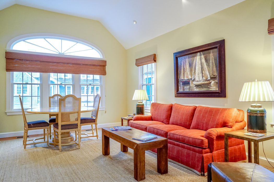 19 Ocean Avenue, Hyannisport, MA 02647 Sotheby's International Realty, Inc.