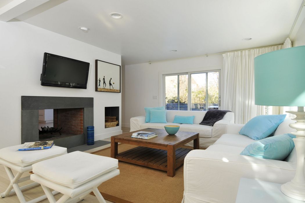 Amagansett Dunes Cool and Modern Amagansett, NY 11930 Sotheby's