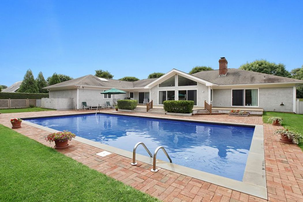 East Hampton Village Oasis East Hampton, NY 11937 Sotheby's