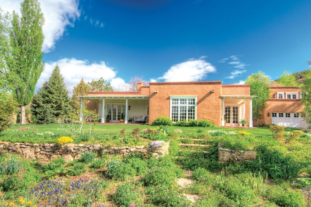 1402 Cerro Gordo Road C, Santa Fe, NM 87501 Sotheby's International