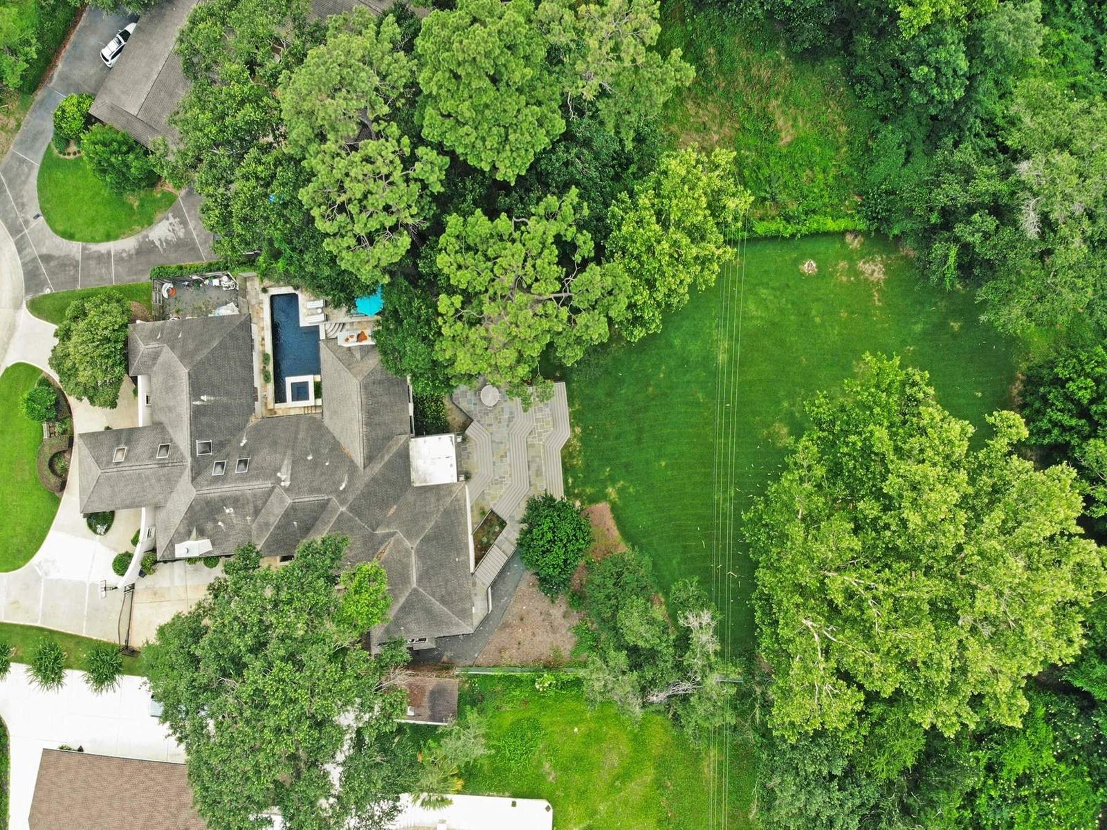 12315938-46