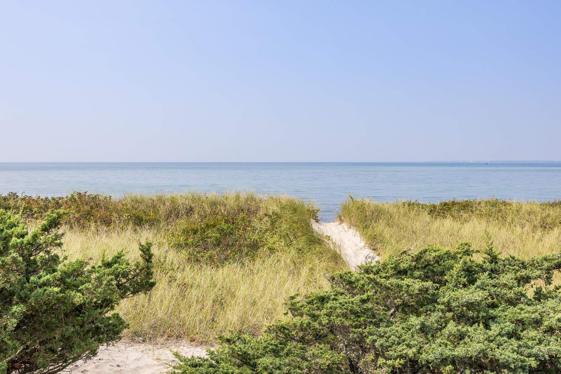86 Uncle Roberts Road, West Yarmouth, MA 02673
