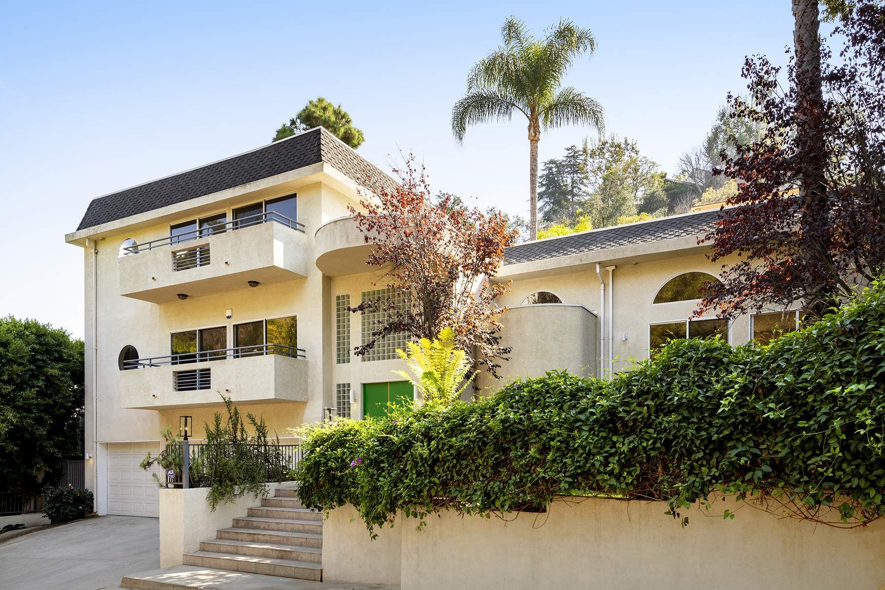 7612 Willow Glen Road, Los Angeles, CA 90046