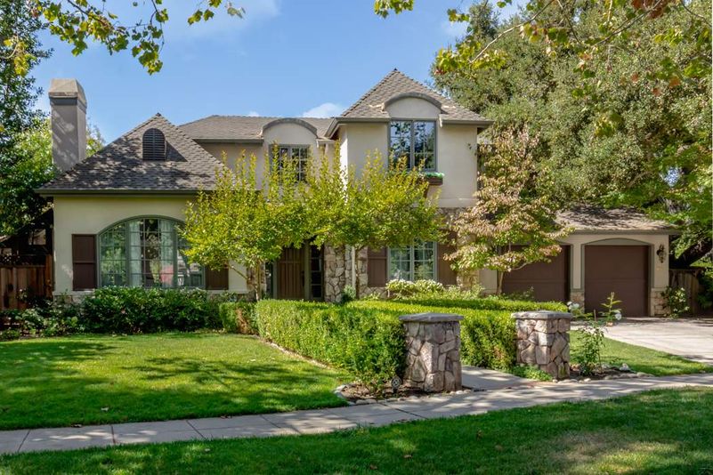 Sophia Waldman, San Francisco Bay Area & Silicon Valley Real Estate