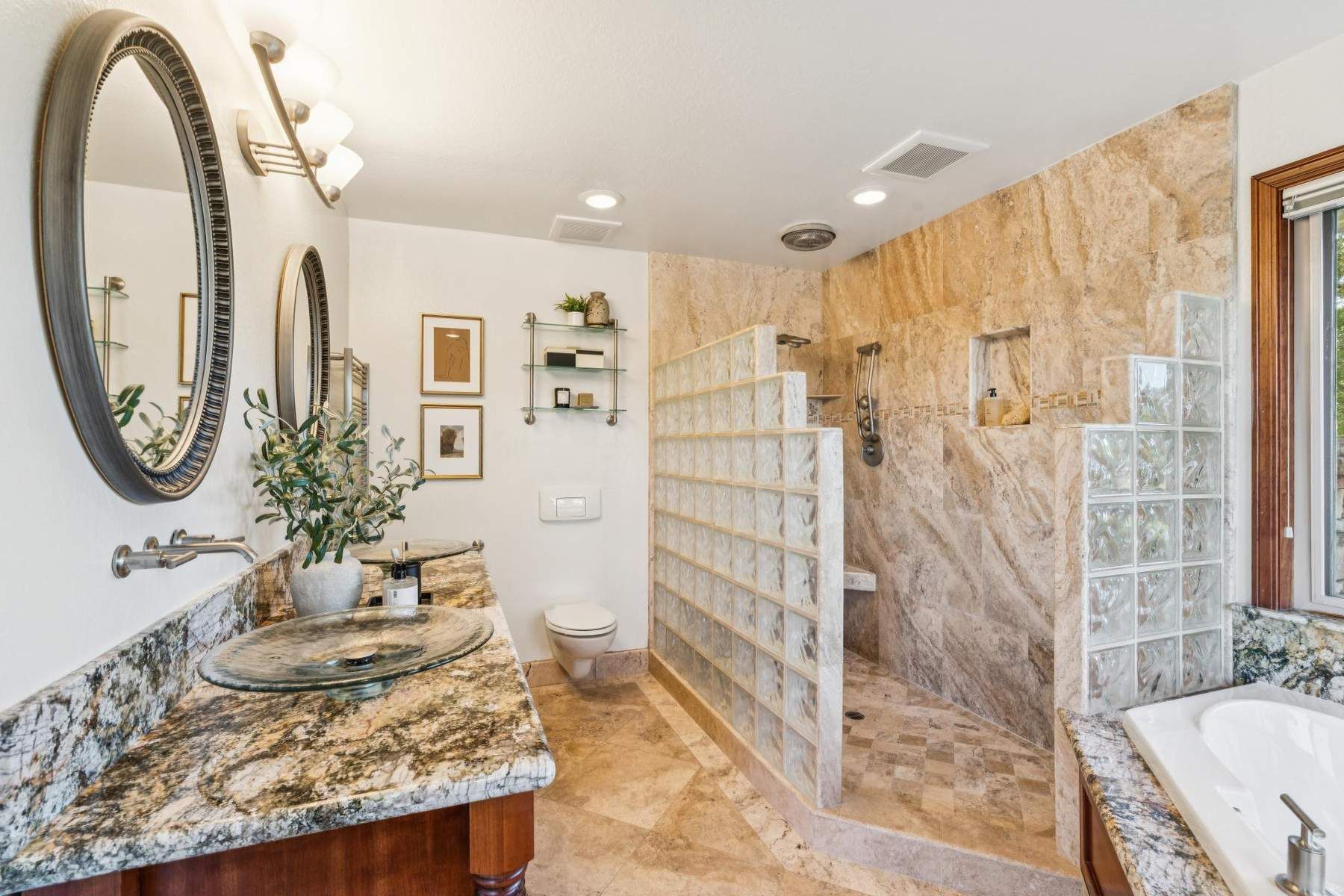 2575 Bennett Ridge Road, Santa Rosa, CA 95404
