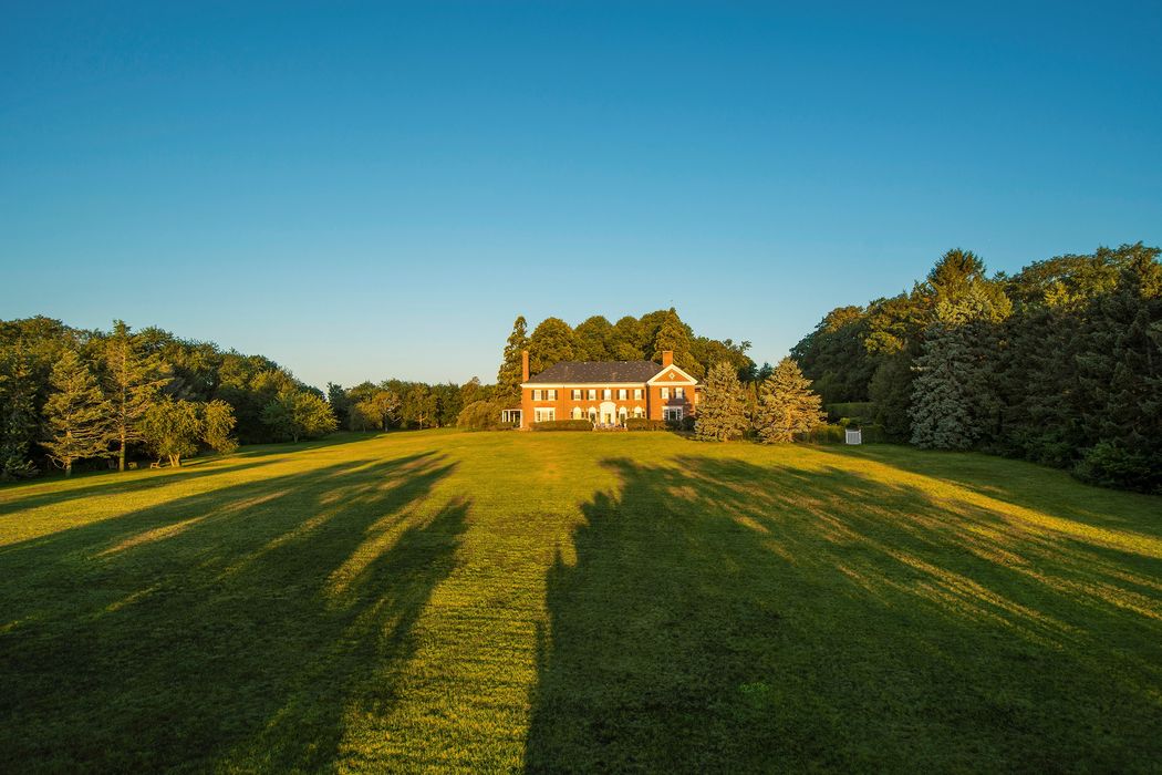 217 Rose Hill Road, Water Mill, NY 11975 Sotheby's International