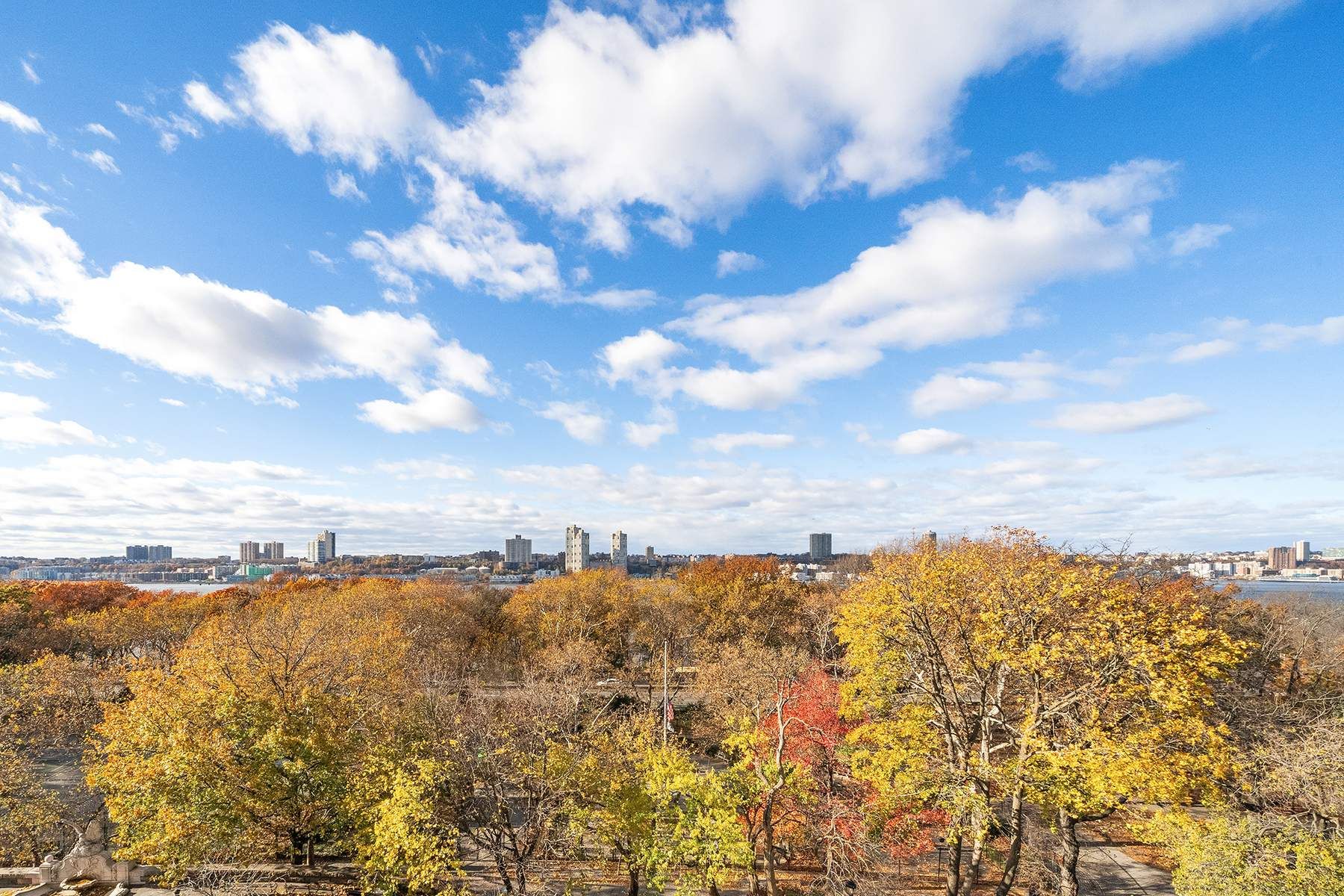 41 Riverside Drive, New York, NY 10023