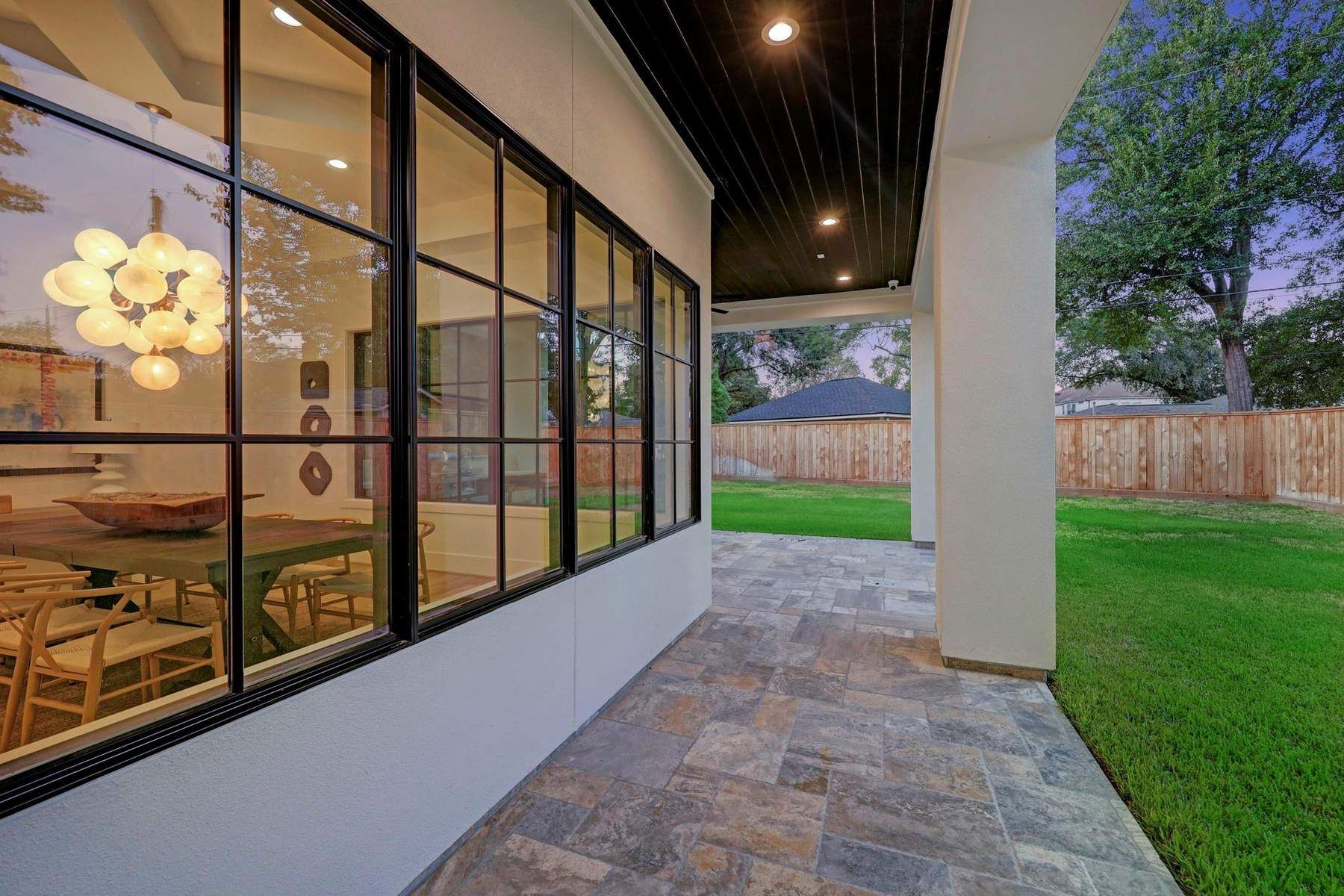 1638 Latexo Drive, Houston, TX 77018